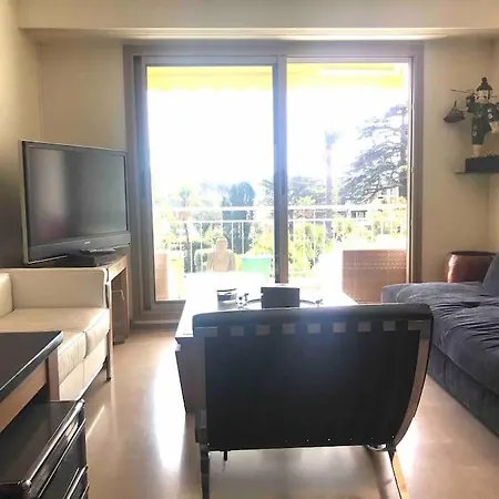 Bel Appartement-proche Mer-terrasse Apartment *